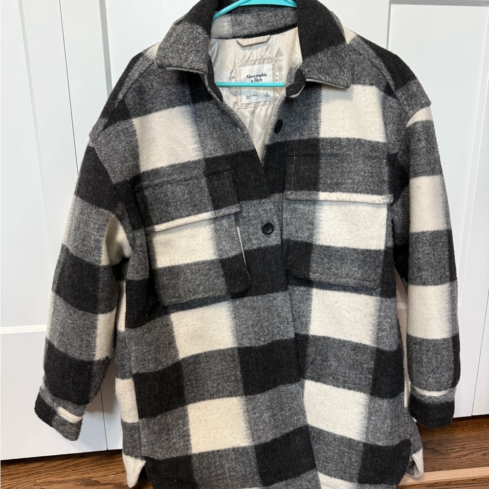 Abercrombie & Fitch Gray and White Plaid Jacket
